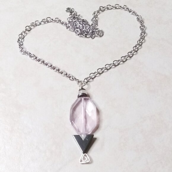 Delicate Soft Pink & GunMetal Black Necklace! Contrasts & Contradictions! - Picture 2 of 8